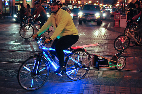 ‘Be Seen, Be Safe’ at Pioneer Square tonight – BikePortland