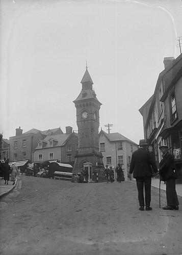 Knighton town clock