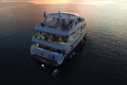 M/Y Atoll Jade