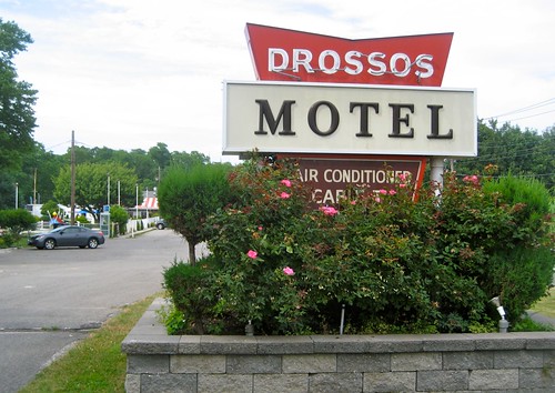 Drossos Motel Sign