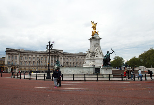 Buckingham Palace6