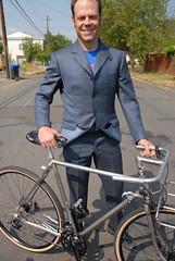 Tony Pereira's bespoke cycling suit-15