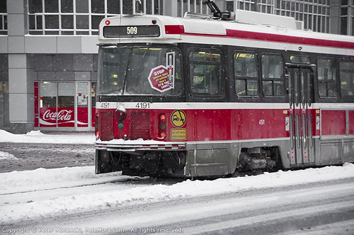 Snowy Wednesday: Streetcar
