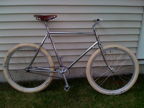 26 clearance fixed gear