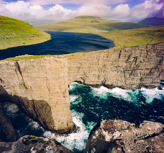 Sørvágsvatn cliffs - Faroe Islands