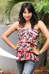 South Actress SANJJANAA Hot Exclusive Sexy Photos Set-25 (70)