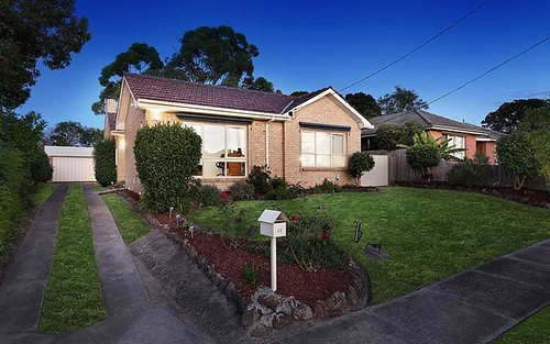 13 Victor Cr, Forest Hill VIC 3131