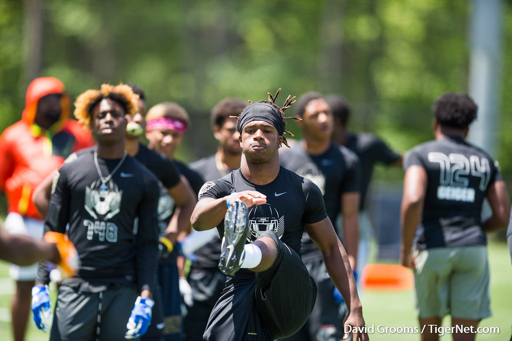 Clemson Recruiting Photo of Tyus Fields and theopening and charlotte and nike