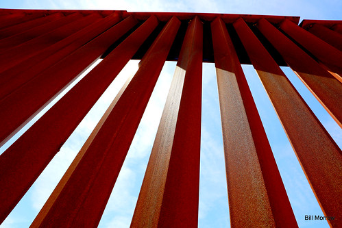 THE BORDER WALL by bill85704, on Flickr