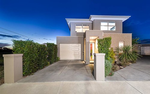5 Garth Place, Epping VIC
