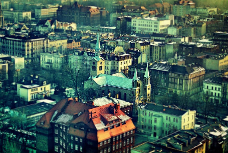 Vista of Katowice, Poland<br/>© <a href="https://flickr.com/people/144957155@N06" target="_blank" rel="nofollow">144957155@N06</a> (<a href="https://flickr.com/photo.gne?id=34181115921" target="_blank" rel="nofollow">Flickr</a>)