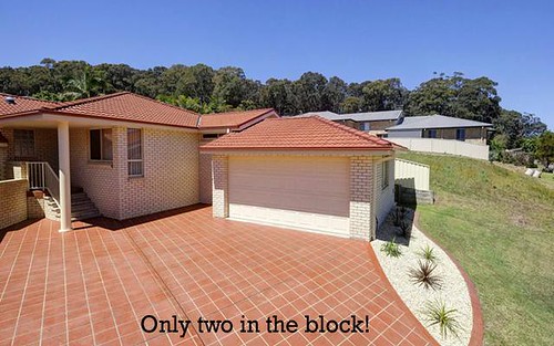 2/1 Caryota Place, Forster NSW