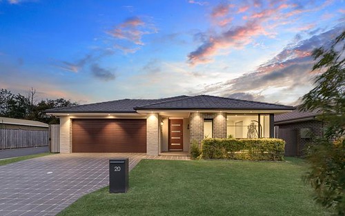 20 Sovereign Cct, Glenfield NSW