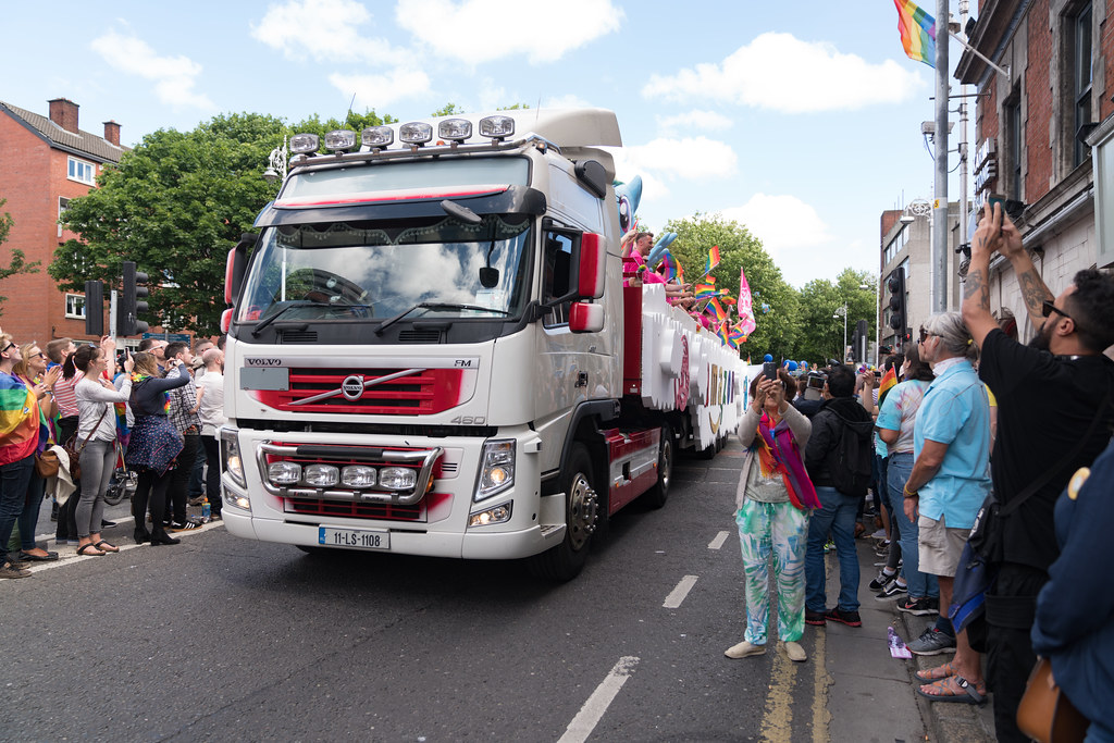 LGBTQ+ PRIDE PARADE 2017 [ON THE WAY FROM STEPHENS GREEN TO SMITHFIELD]-130092