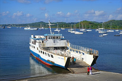 La barge à Dzaoudzi (Mayotte)