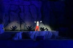 Mickey Mouse during Fantasmic! • <a style="font-size:0.8em;" href="http://www.flickr.com/photos/28558260@N04/35208707526/" target="_blank">View on Flickr</a>
