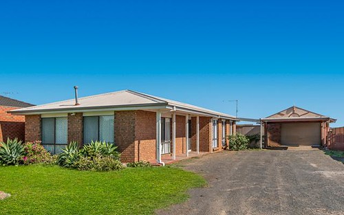 2 Coventry Pl, Melton South VIC 3338