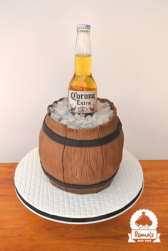 Beer barrel cake