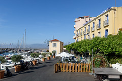 Hôtel LE GOLFE Cassis - sur le port