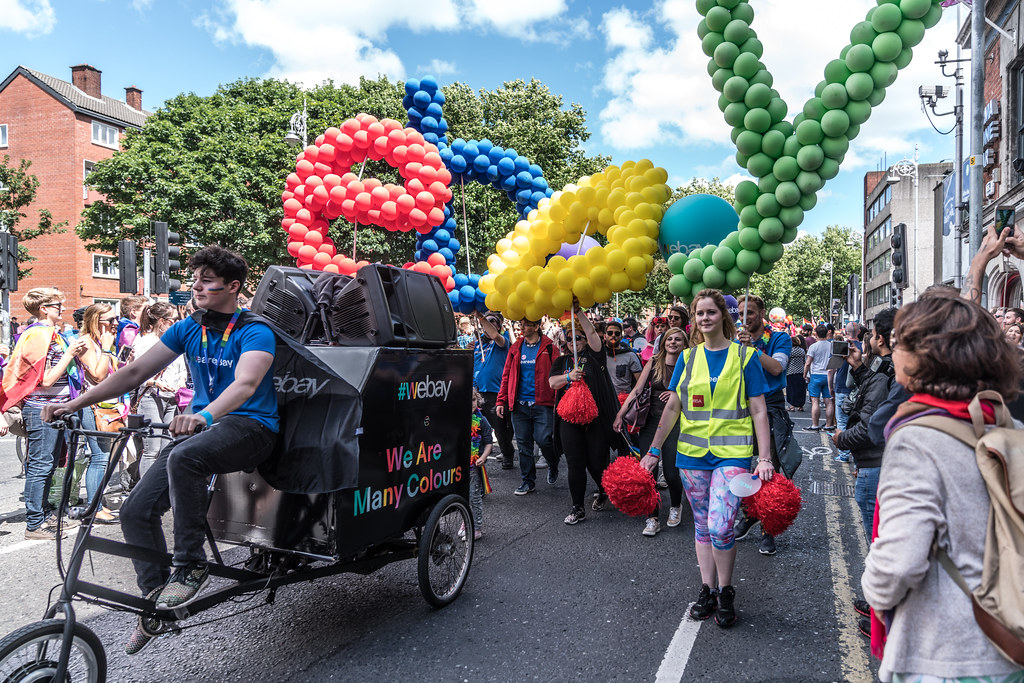 LGBTQ+ PRIDE PARADE 2017 [ON THE WAY FROM STEPHENS GREEN TO SMITHFIELD]-130135