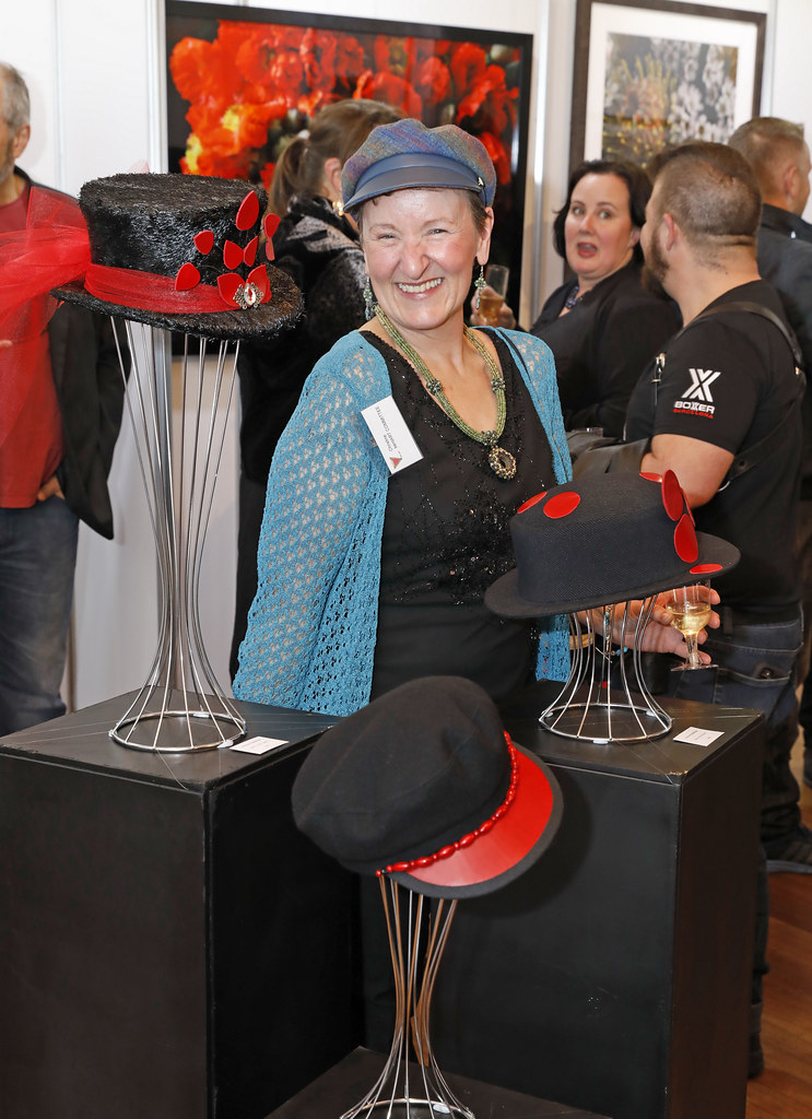 ann-marie calilhanna- bent art opening @ wentworth falls _092