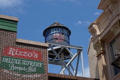 Disney's Hollywood Studios: PizzeRizzo Water Tower • <a style="font-size:0.8em;" href="http://www.flickr.com/photos/28558260@N04/34165651683/" target="_blank">View on Flickr</a>