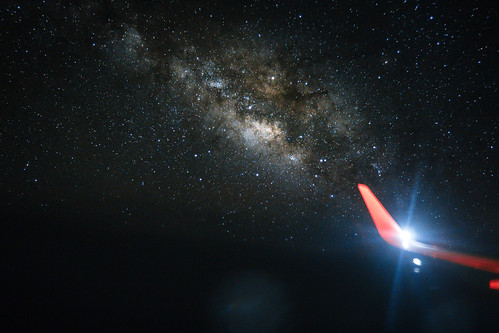 The Milky Way taken from an airplane window.｜3萬英呎高空
