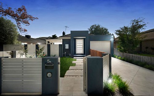 1/5 Lois Ct, Bentleigh East VIC 3165