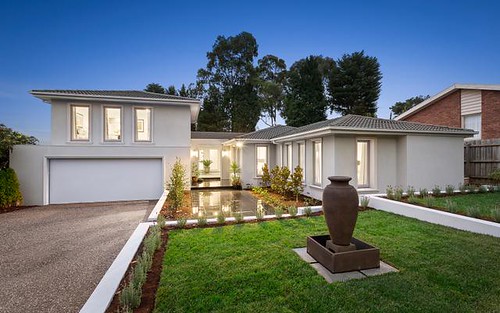 24 Glen Orchard Cl, Templestowe VIC 3106
