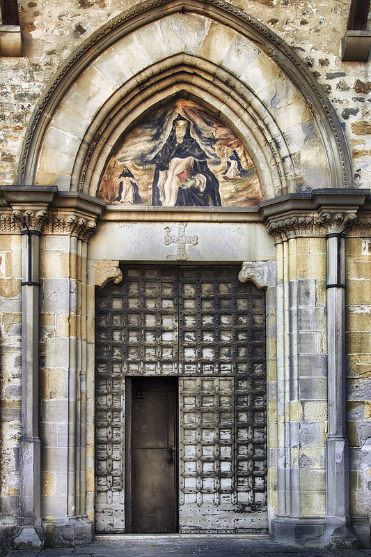 Porta della Chiesa di San Domenico<br/>© <a href="https://flickr.com/people/132956738@N06" target="_blank" rel="nofollow">132956738@N06</a> (<a href="https://flickr.com/photo.gne?id=35859368536" target="_blank" rel="nofollow">Flickr</a>)