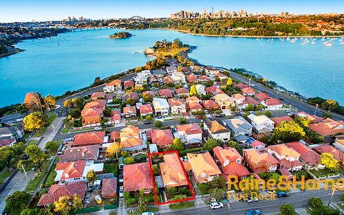 14 Nield Ave, Rodd Point NSW