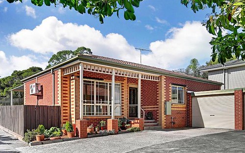 2/65 Evelyn Rd, Ringwood North VIC 3134