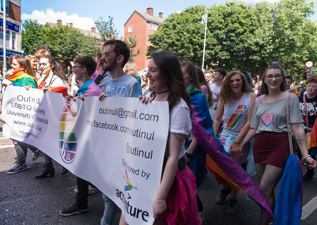 LGBTQ+ PRIDE PARADE 2017 [ON THE WAY FROM STEPHENS GREEN TO SMITHFIELD]-130060