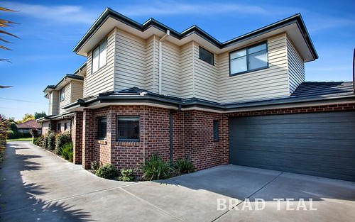 2/19 Hart Street, Airport West VIC