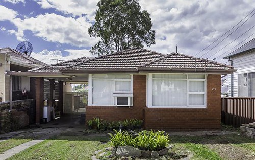 23 Woodstock St, Guildford NSW 2161