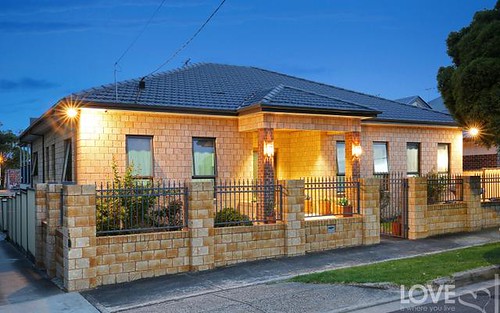 3 Younger St, Coburg VIC 3058