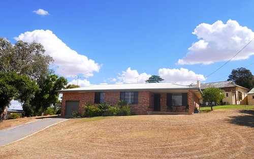 1 Frost Place, Cowra NSW