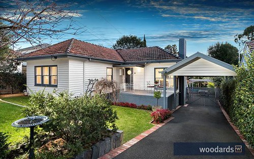 17 Campbell Pde, Box Hill South VIC 3128