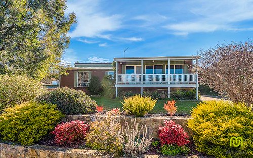 3 Maconochie Crescent, Oxley ACT 2903