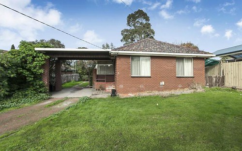 53 Barries Rd, Melton VIC 3337