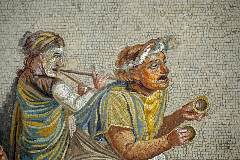 Mosaic from Pompeii - National Archaeological Museum, Naples, Italy<br/>© <a href="https://flickr.com/people/38743501@N08" target="_blank" rel="nofollow">38743501@N08</a> (<a href="https://flickr.com/photo.gne?id=35911406221" target="_blank" rel="nofollow">Flickr</a>)