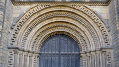 Lincoln Cathedral, central portal arch