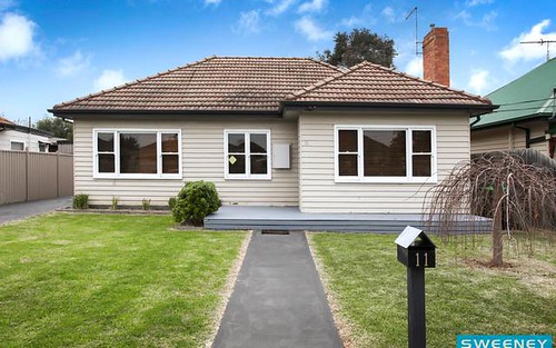 11 Bedford Street, Airport West VIC 3042