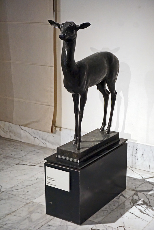 Fawn from Villa dei Papiri in Herculaneum - National Archaeological Museum, Naples, Italy<br/>© <a href="https://flickr.com/people/38743501@N08" target="_blank" rel="nofollow">38743501@N08</a> (<a href="https://flickr.com/photo.gne?id=35653093960" target="_blank" rel="nofollow">Flickr</a>)