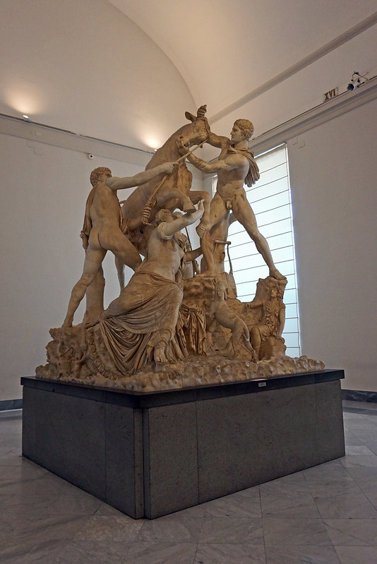 Toro Farnese - Farnese collection at the National Archaeological Museum, Naples, Italy<br/>© <a href="https://flickr.com/people/38743501@N08" target="_blank" rel="nofollow">38743501@N08</a> (<a href="https://flickr.com/photo.gne?id=35222713844" target="_blank" rel="nofollow">Flickr</a>)