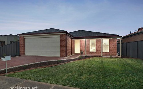 49 Lindsay Gdns, Point Cook VIC 3030