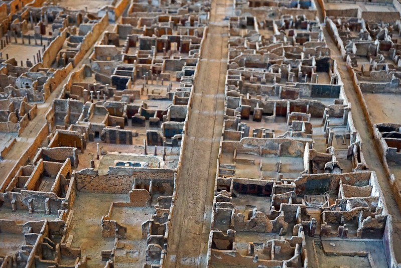 Architectural model of Pompeii 1:100 - made in 1879 - National Archaeological Museum, Naples, Italy<br/>© <a href="https://flickr.com/people/38743501@N08" target="_blank" rel="nofollow">38743501@N08</a> (<a href="https://flickr.com/photo.gne?id=36040707875" target="_blank" rel="nofollow">Flickr</a>)