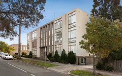 3/4 Witchwood Close, South Yarra Vic