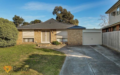 25 Strathmore Cr, Hoppers Crossing VIC 3029