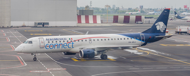 Aeromexico E190 (MEX)<br/>© <a href="https://flickr.com/people/111245738@N08" target="_blank" rel="nofollow">111245738@N08</a> (<a href="https://flickr.com/photo.gne?id=35906830915" target="_blank" rel="nofollow">Flickr</a>)